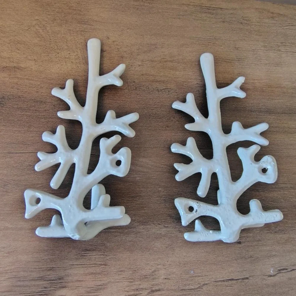 Cast Iron Coral Reef Coat Hook Wall Hangers Set Of 2 White Beach Theme Nautical